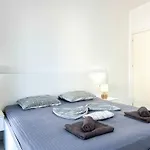 Marina Light Escape A28 Appartement Durrës